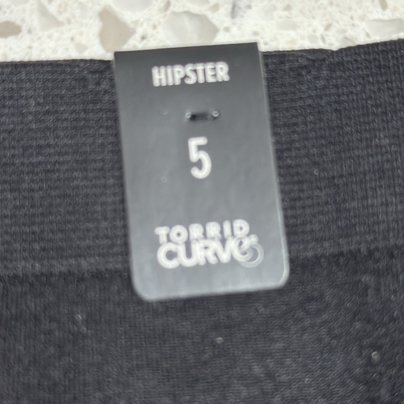 Torrid NEW curve hipster Black Panties SZ 5 - Picture 2 of 4